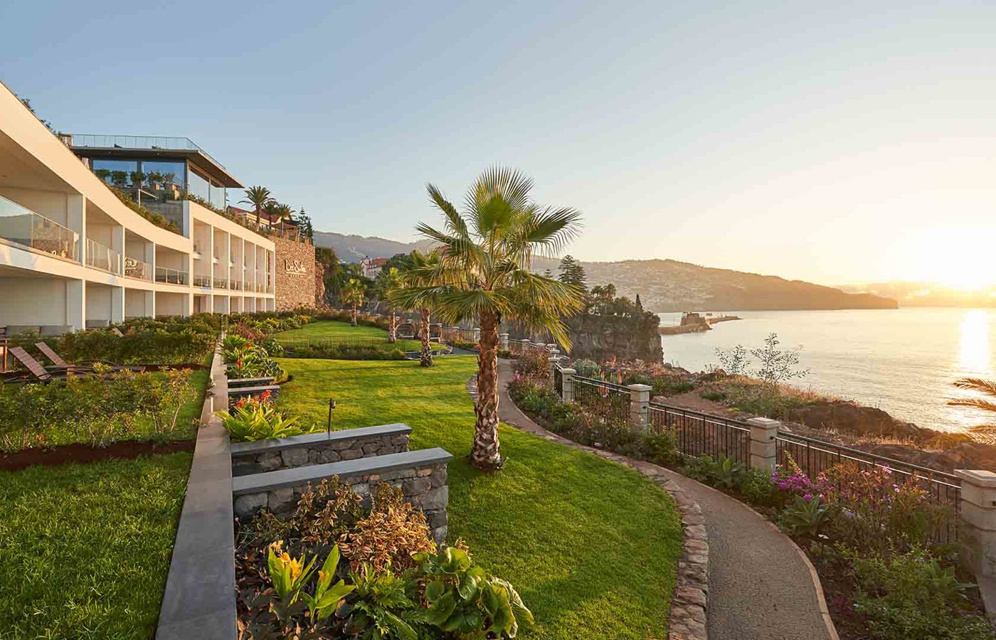 Les Suites at The Cliff Bay